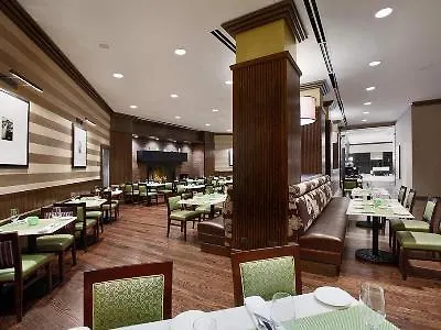 Hilton Chicago O'hare Hotel 4*