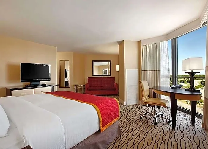 Hilton Chicago O'hare Hotel