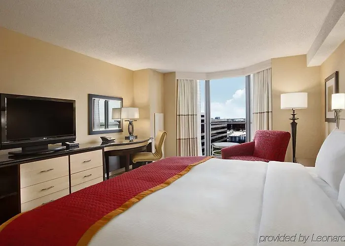 Hotel Hilton Chicago O'hare 4*